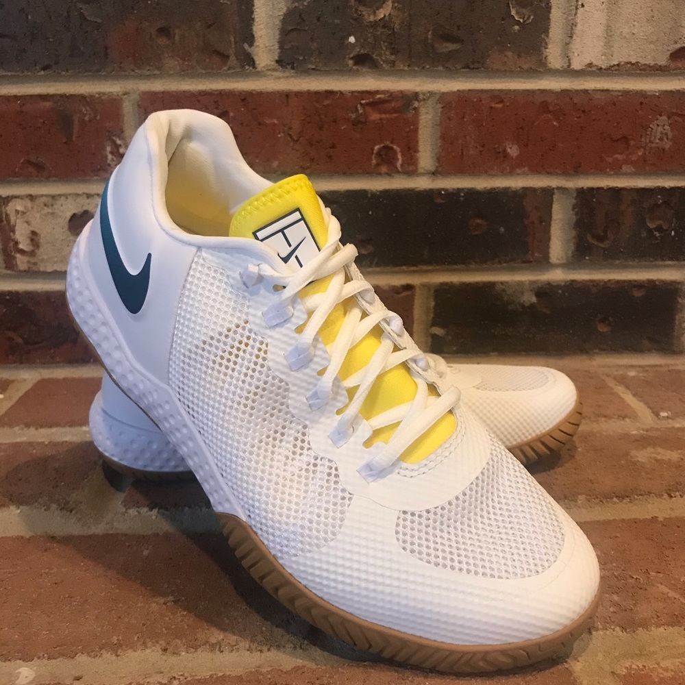 Nike Court Flare 2 Women’s Sneaker